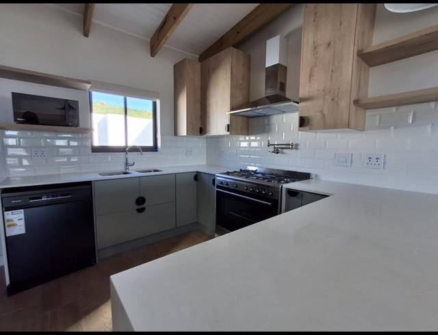 3 BEDROOM HOUSE FOR SALE IN ST HELENA VIEWS